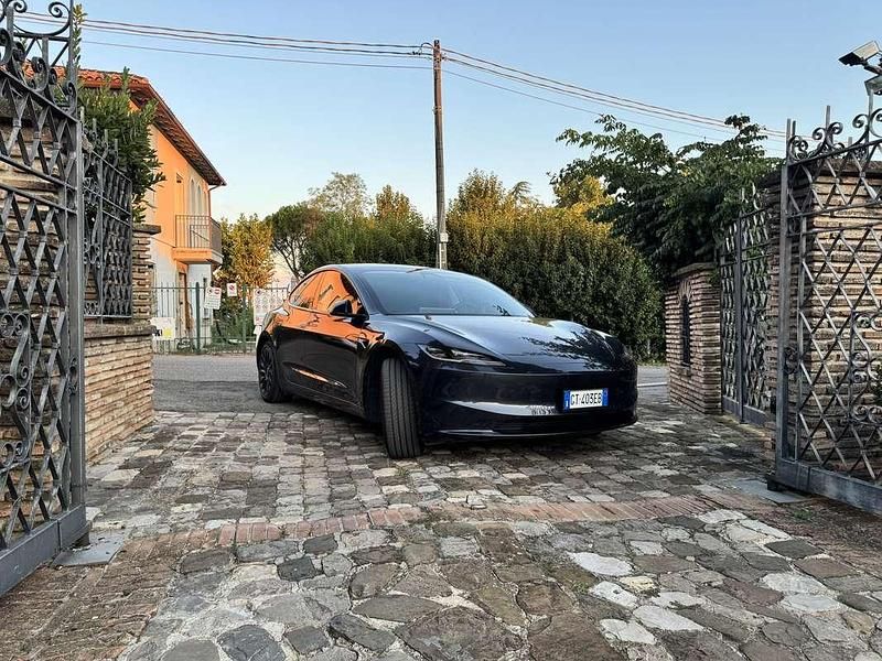 Usata Tesla Model 3 155 kW (211 CV) 2024 Berlina