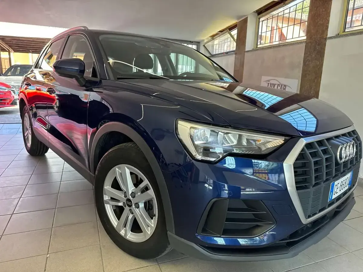 Usata Audi Q3 Business 150 CV (110 kW) 2021 Blu/azzurro SUV
