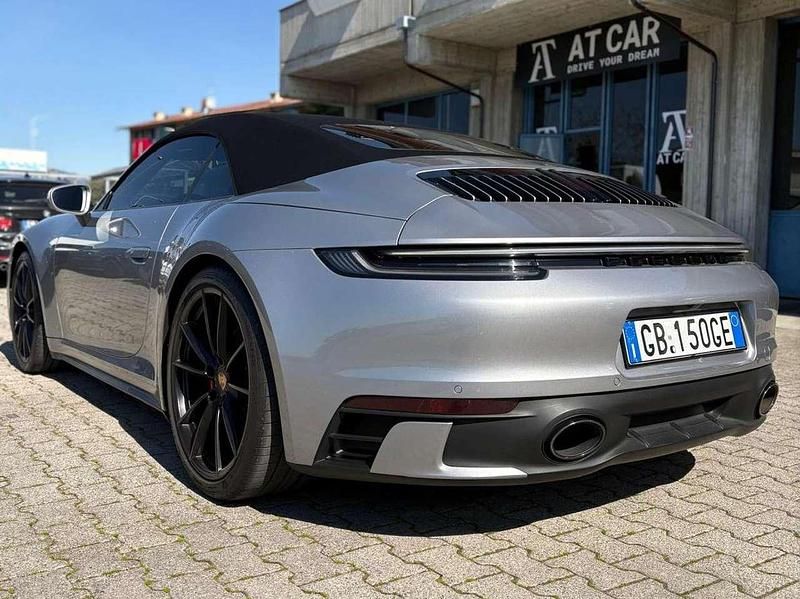 Usata Porsche 911 Carrera Cabriolet 450 CV (330 kW) 2020 Argento gt Cabrio