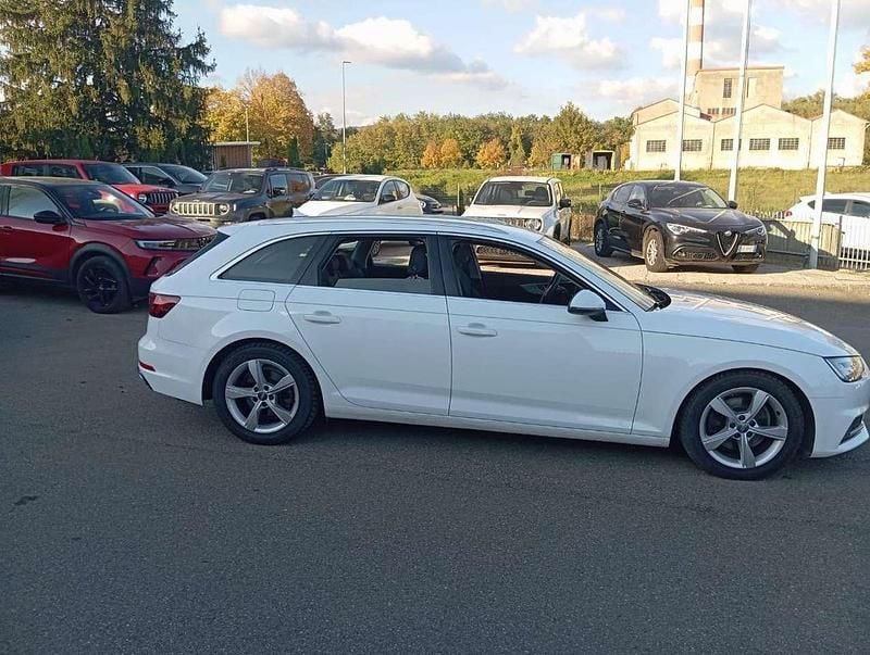 Usata Audi A4 Business 122 CV (89 kW) 2019 Bianco(met.) Station wagon