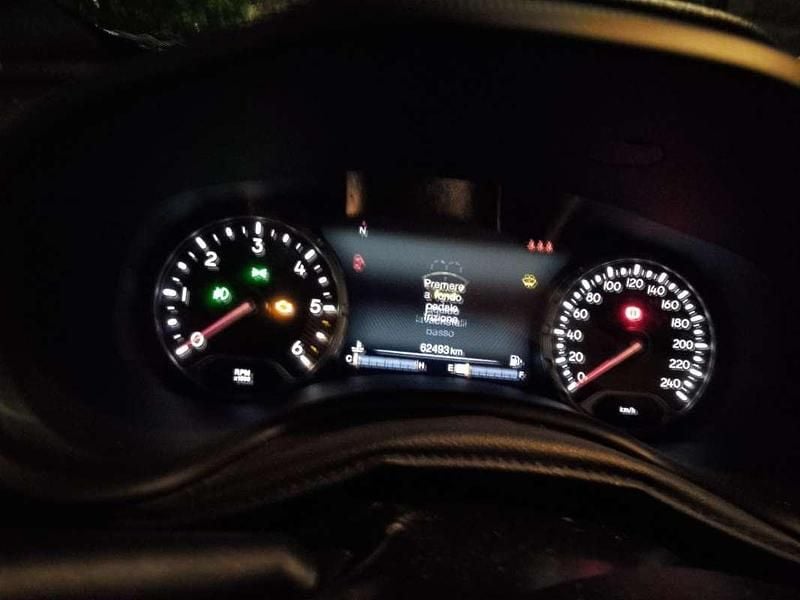 Usata Jeep Renegade Limited 120 CV (88 kW) 2019 Verde SUV