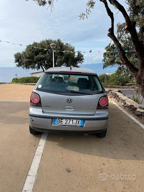 Usata VW Polo 75 CV (55 kW) 2006 Grigio Utilitaria