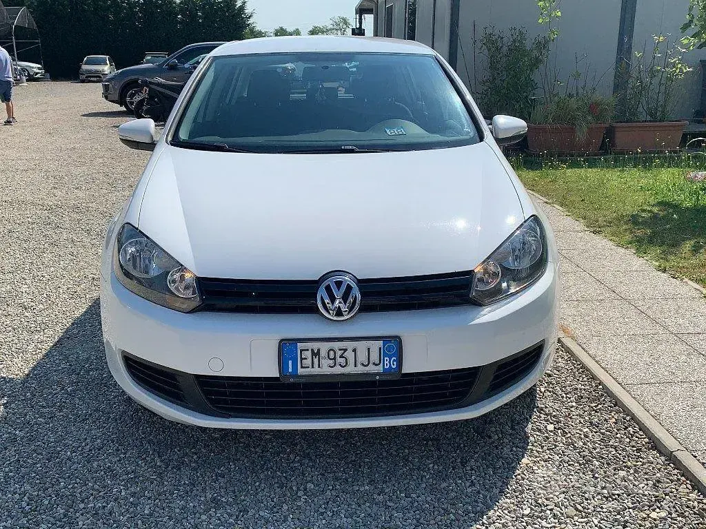 Usata VW Golf VII 105 CV (77 kW) 2012 Bianco Berlina
