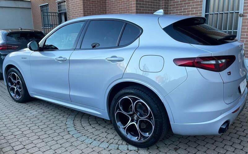 Usata Alfa Romeo Stelvio Veloce 209 CV (153 kW) 2021 Grigio SUV
