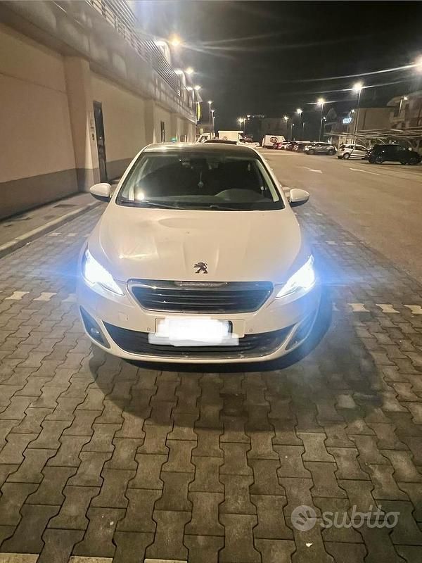 Bianco Usata 2016 Peugeot 308 Furgone | 11.000 € - Immagine 1/4
