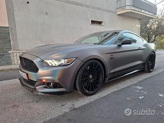 Usata Ford Mustang GT Fastback 426 CV (313 kW) 2016 Grigio Coupé