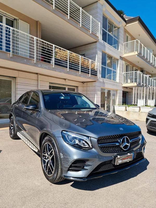Usata Mercedes GLC220 Premium 169 CV (124 kW) 2017 Grigio Coupé