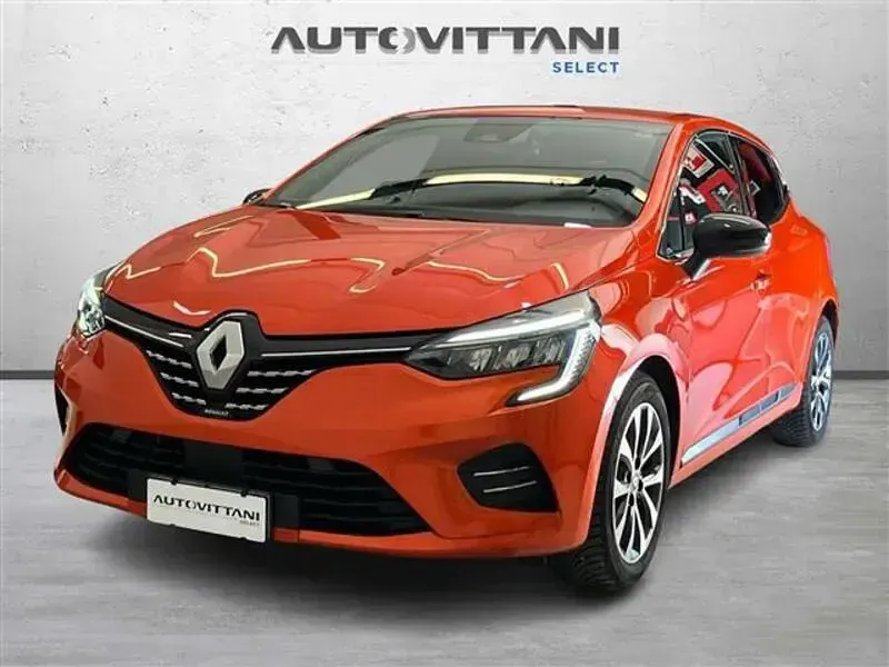 Usata Renault Clio Techno 91 CV (66 kW) 2023 Arancione Utilitaria