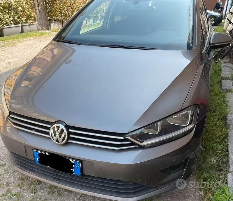 Usata VW Golf Sportsvan 110 CV (80 kW) 2016 Grigio Monovolume