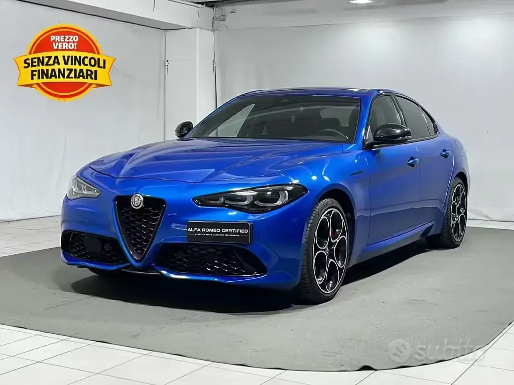 Usata Alfa Romeo Giulia Competizione 211 CV (155 kW) 2023 Berlina