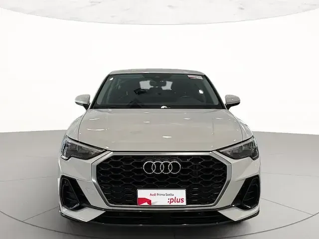 Usata Audi Q3 Sportback Business Plus 150 CV (110 kW) 2023 Bianco ibis SUV
