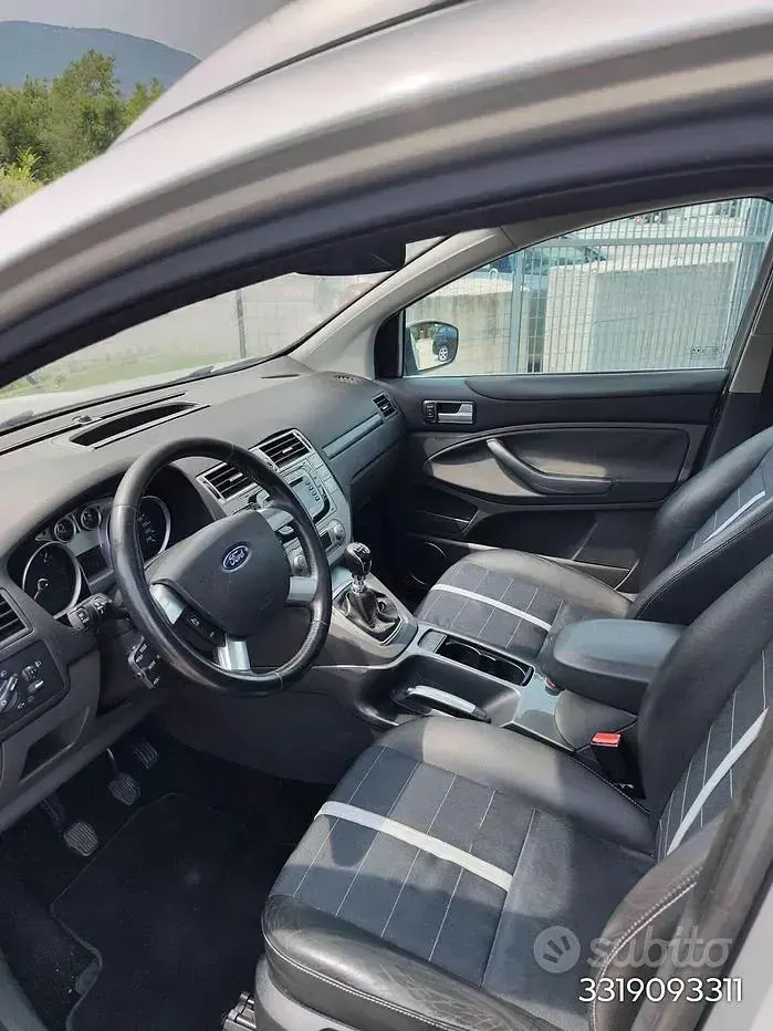 Usata Ford Kuga Titanium 136 CV (100 kW) 2010 Grigio SUV