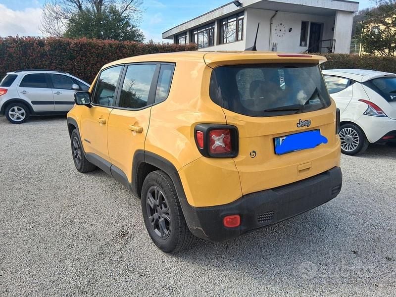 Käytetty Jeep Renegade Limited 131 HP (96 kW) 2023 Keltainen Katumaasturi