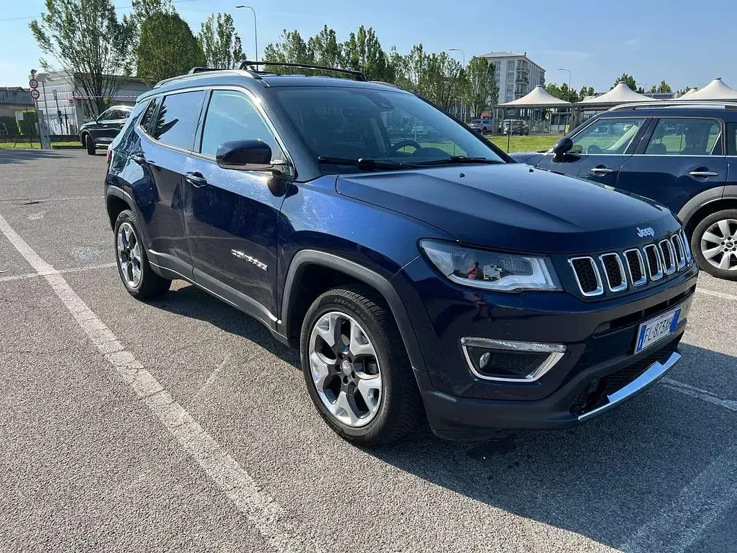 Usata Jeep Compass Limited 170 CV (125 kW) 2017 Blu/azzurro SUV