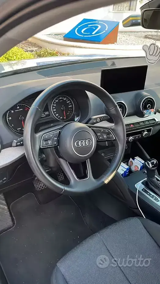 Usata Audi Q2 116 CV (85 kW) 2022 Grigio SUV