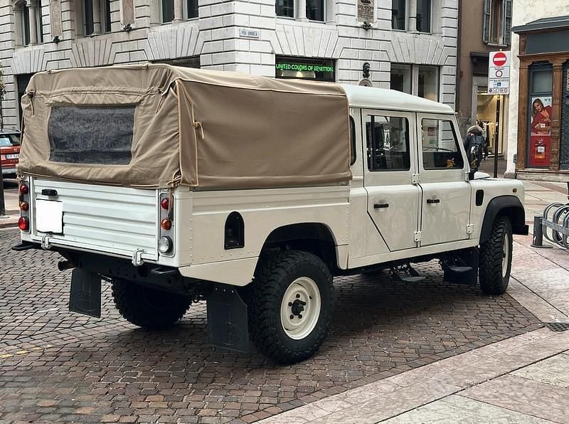 Usata Land Rover Defender 2004 Bianco Berlina