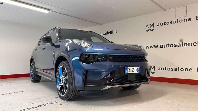 Blu Usata 2023 Lynk & Co 01 SUV | 24.490 € (Buon prezzo) - Immagine 1/4