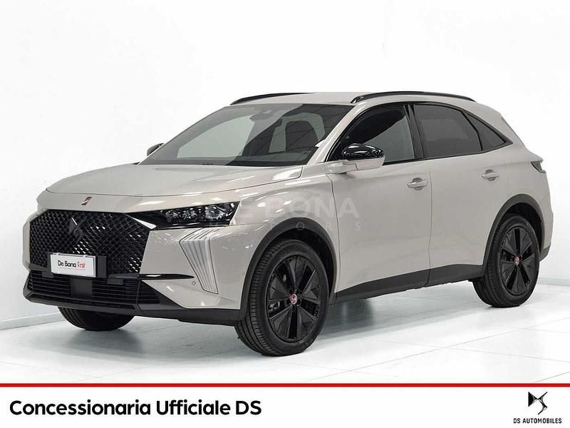 Grigio Usata 2024 DS Automobiles DS7 Crossback Performance Line Plus SUV | 35.900 € (Molto cara) - Immagine 1/4