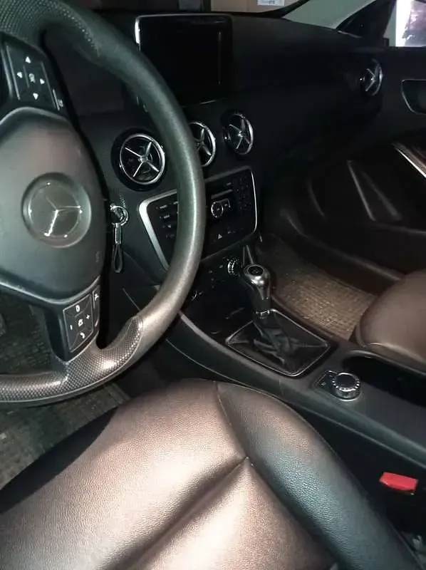 Usata Mercedes A180 Executive 109 CV (80 kW) 2013 Argento Berlina