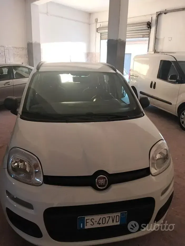 Usata Fiat Panda Easy 69 CV (50 kW) 2018 Bianco Utilitaria