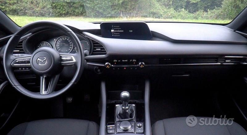 Usata Mazda 3 Exceed 122 CV (89 kW) 2021 Grigio Berlina