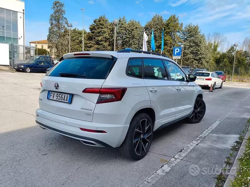 Usata Skoda Karoq SportLine 150 CV (110 kW) 2019 Bianco SUV