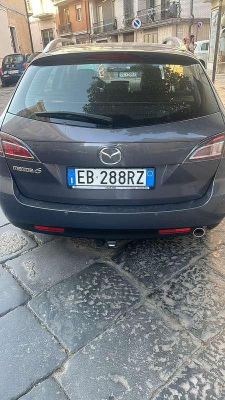 Grigio Usata 2010 Mazda 6 Luxury Station wagon | 4500 € (Buon prezzo) - Immagine 1/4