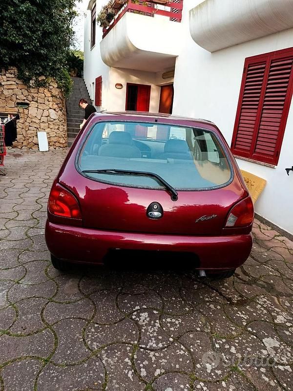 Usata Ford Fiesta 1999 Utilitaria