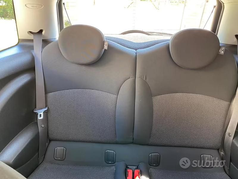 Begagnad Mini ONE 75 HK (55 kW) 2010 Svart Halvkombi