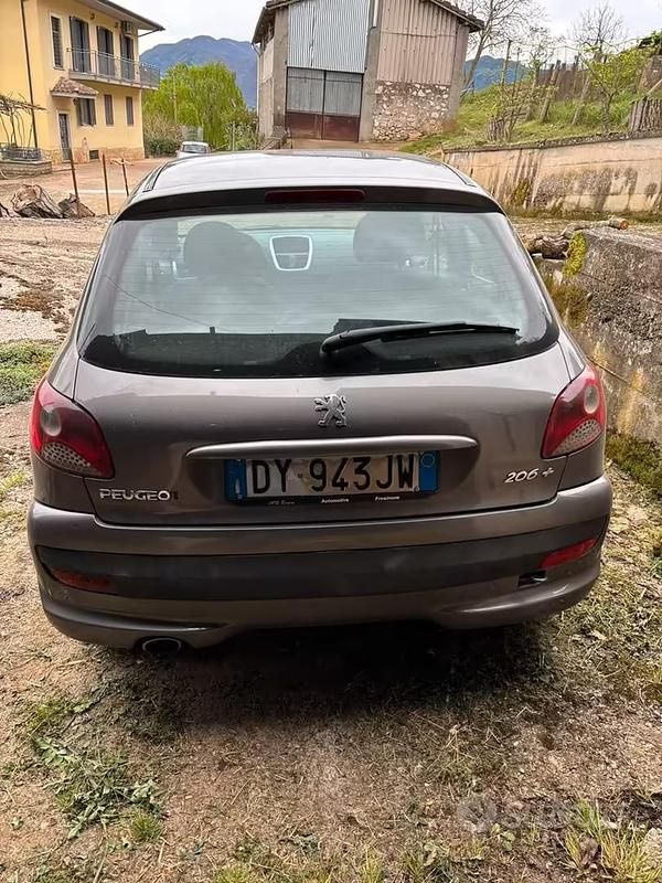 Usata Peugeot 206+ 70 CV (51 kW) 2009 Grigio Utilitaria