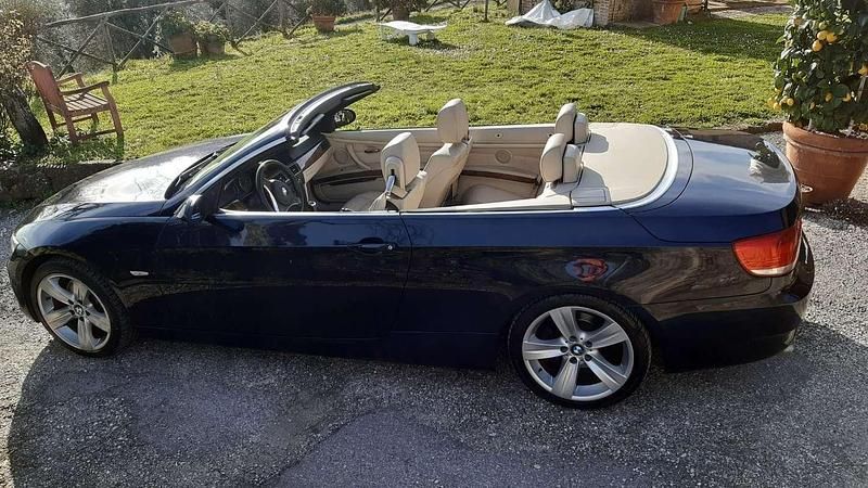 Usata BMW 325 Efficient Dynamics 218 CV (160 kW) 2017 Cabrio