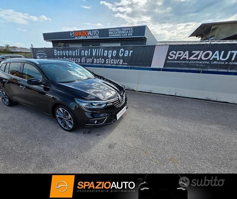 Usata Renault Mégane GrandTour Bose Edition 110 CV (80 kW) 2017 Nero Station wagon