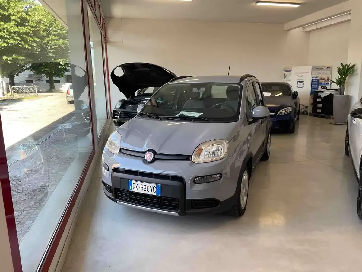 Usata Fiat Panda City Life 69 CV (50 kW) 2022 Grigio moda Utilitaria