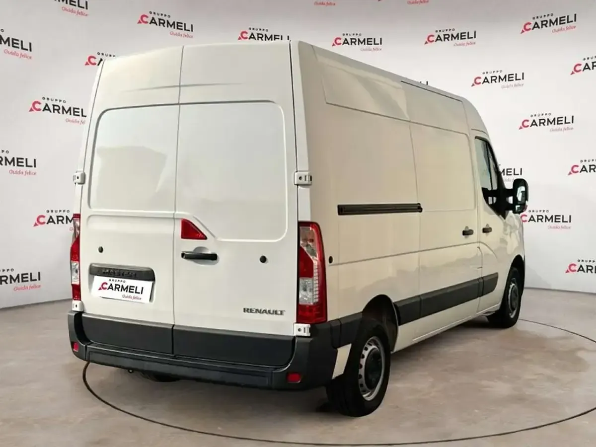 Begagnad Renault Master 135 HK (99 kW) 2020 Vit Minibuss