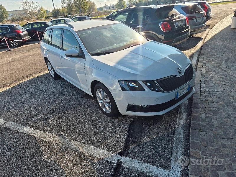 Usata Skoda Octavia 150 CV (110 kW) 2020 Bianco Station wagon