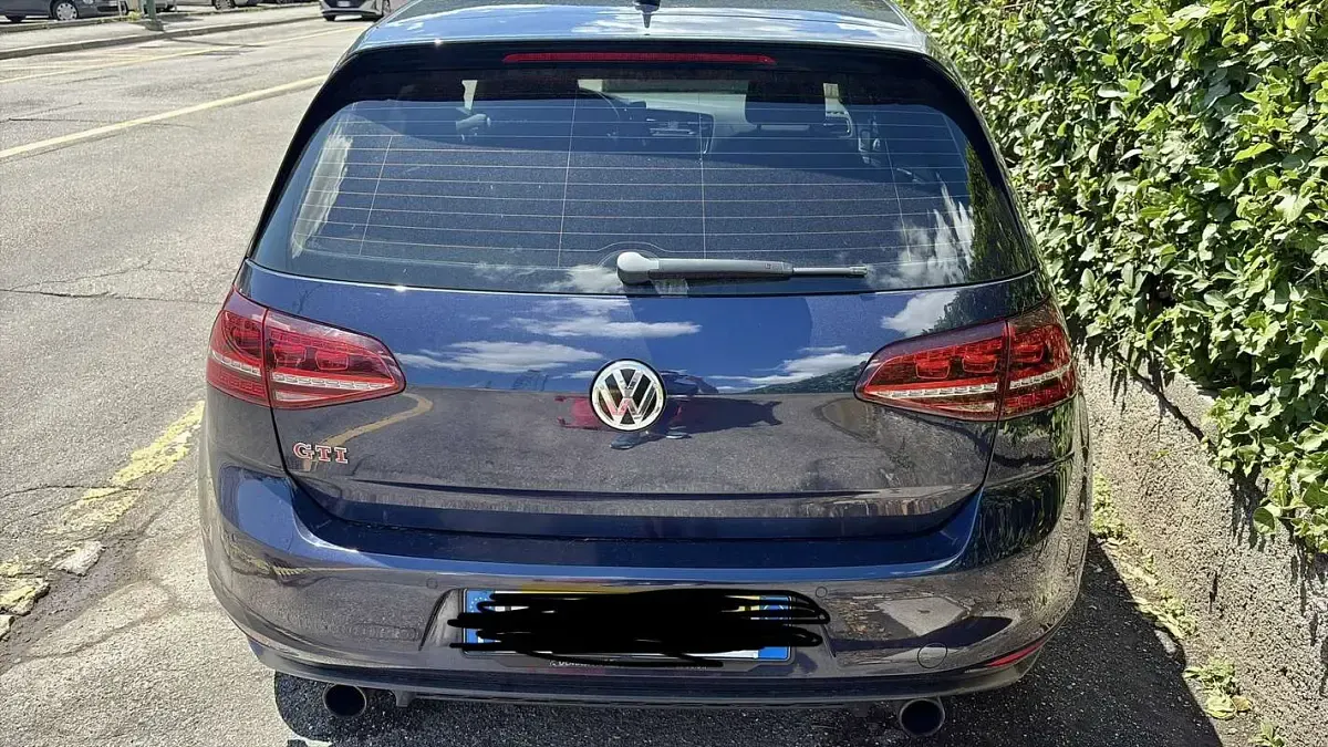 Usata VW Golf VII GTI 230 CV (169 kW) 2015 Berlina