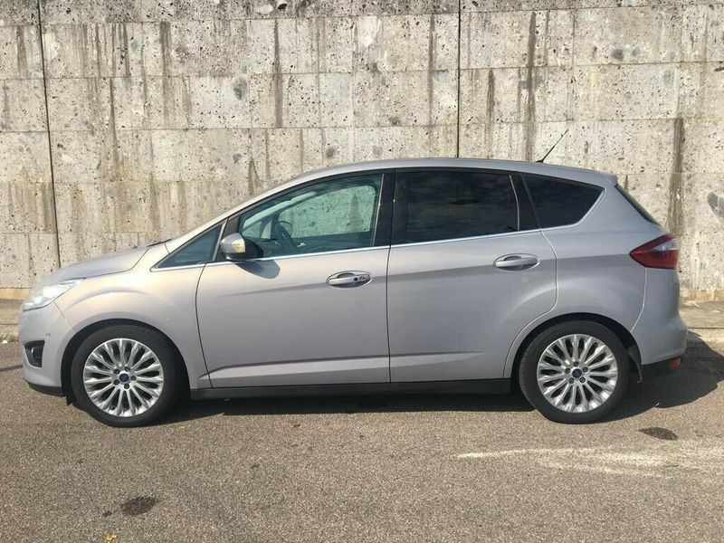 Venduto Ford CMAX 1.6 TDCi 115CV Tit. auto usate in vendita Venduto Ford CMAX 1.6 TDCi 115CV Tit. auto usate in vendita