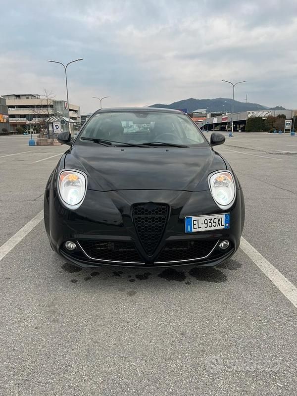 Usata Alfa Romeo MiTo 78 CV (57 kW) 2014 Nero Utilitaria