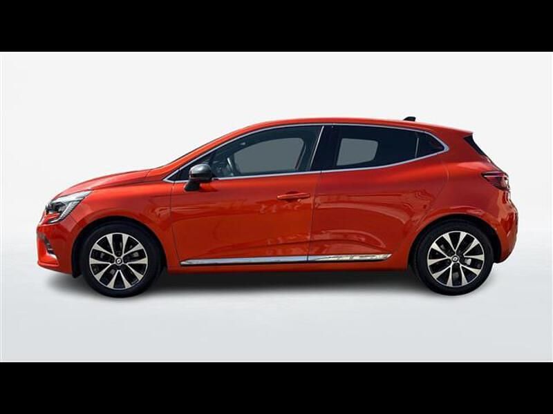Używany Renault Clio V Techno 145 KM (106 kW) 2022 Pomarańczowy