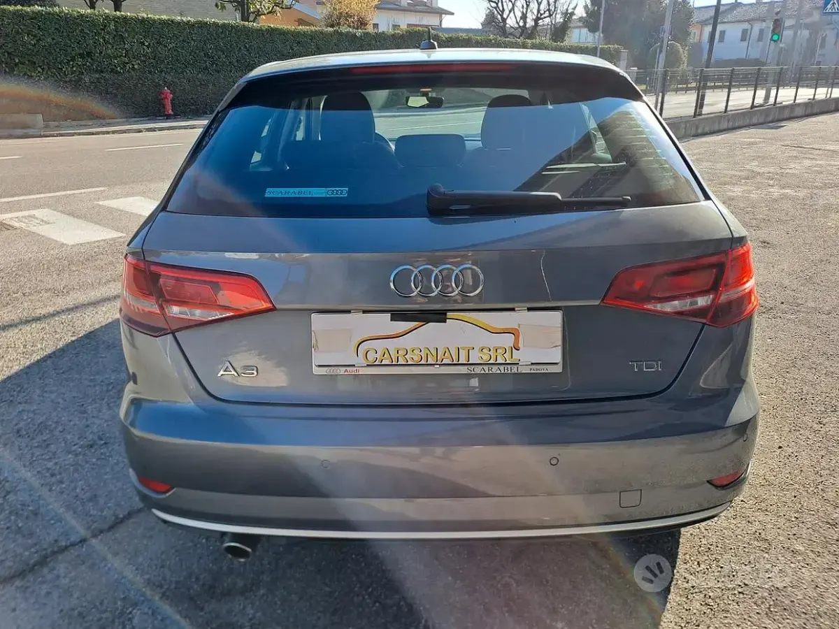 Usata Audi A3 Sport 116 CV (85 kW) 2018 Grigio Berlina