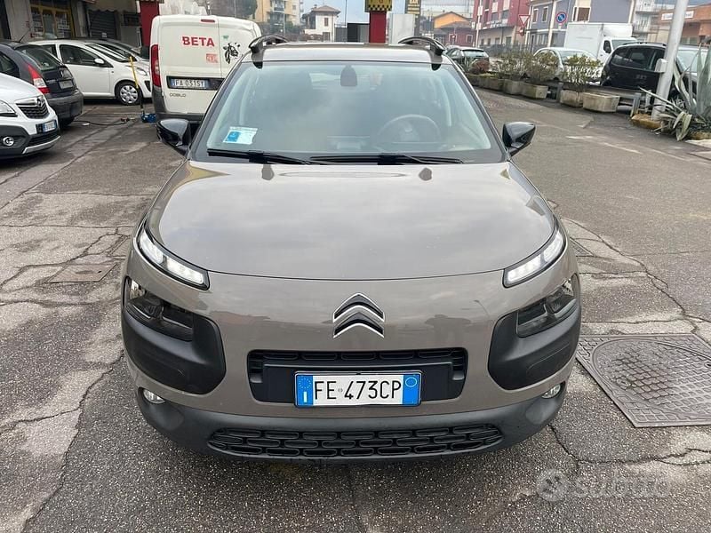 Usata Citroën C4 Cactus Shine 99 CV (72 kW) 2016 Marrone Utilitaria
