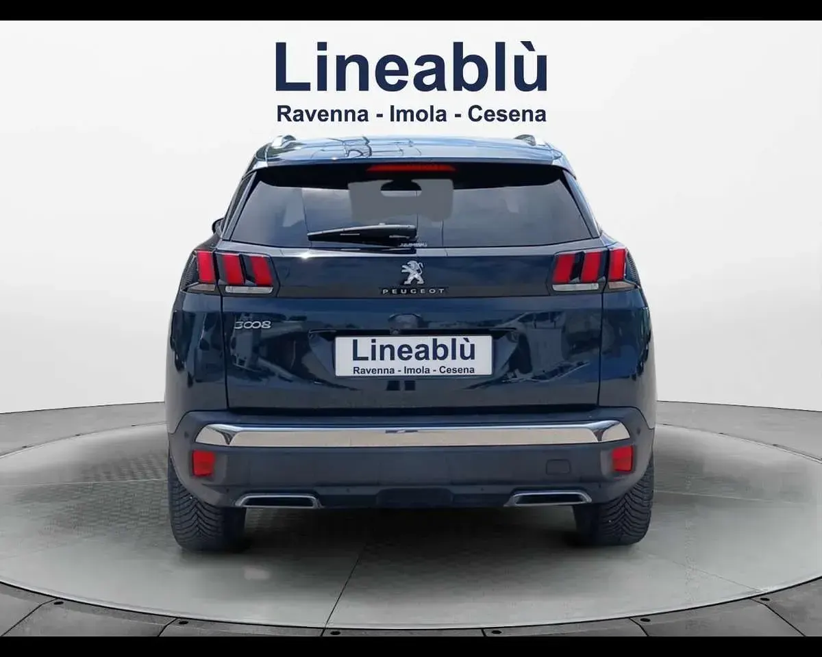 Usata Peugeot 3008 Allure 131 CV (96 kW) 2020 Blu metalizzato scuro SUV