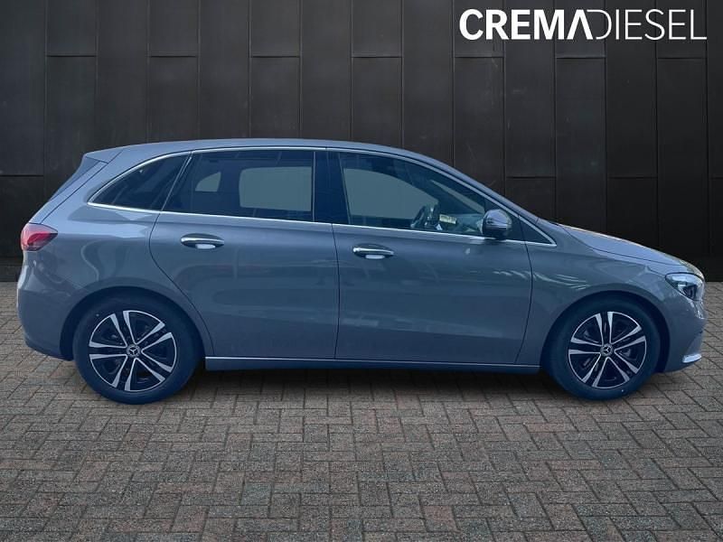 Nuova Mercedes B180 Edition 116 CV (85 kW) 2025 Nero cosmo ; Utilitaria