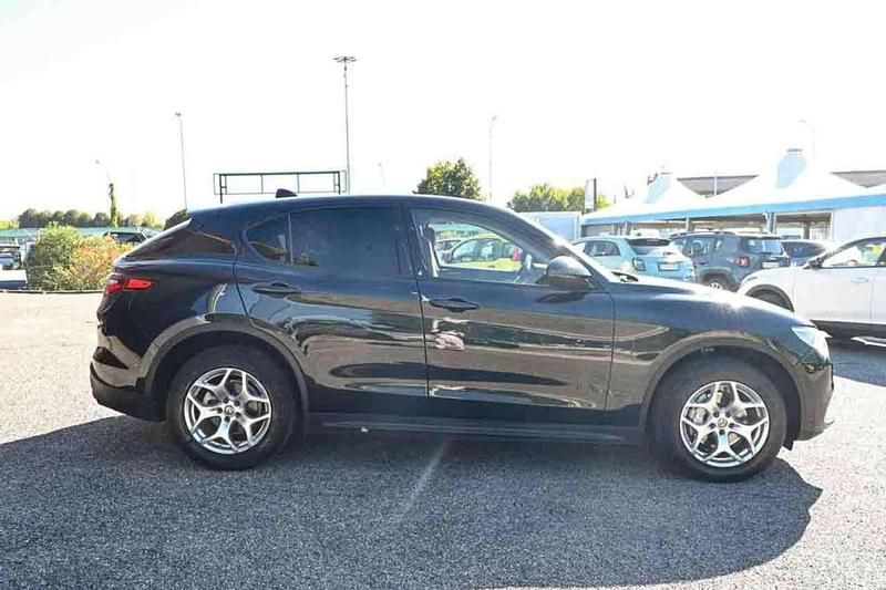 Usata Alfa Romeo Stelvio Executive 210 CV (154 kW) 2019 Nero SUV