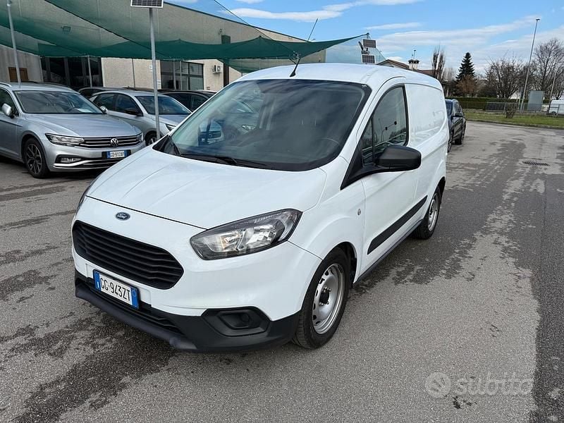Usata Ford Transit Trend 75 CV (55 kW) 2021 Bianco Furgone