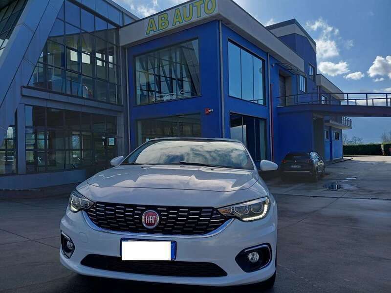 Usata Fiat Tipo Business 120 CV (88 kW) 2020 Bianco Berlina