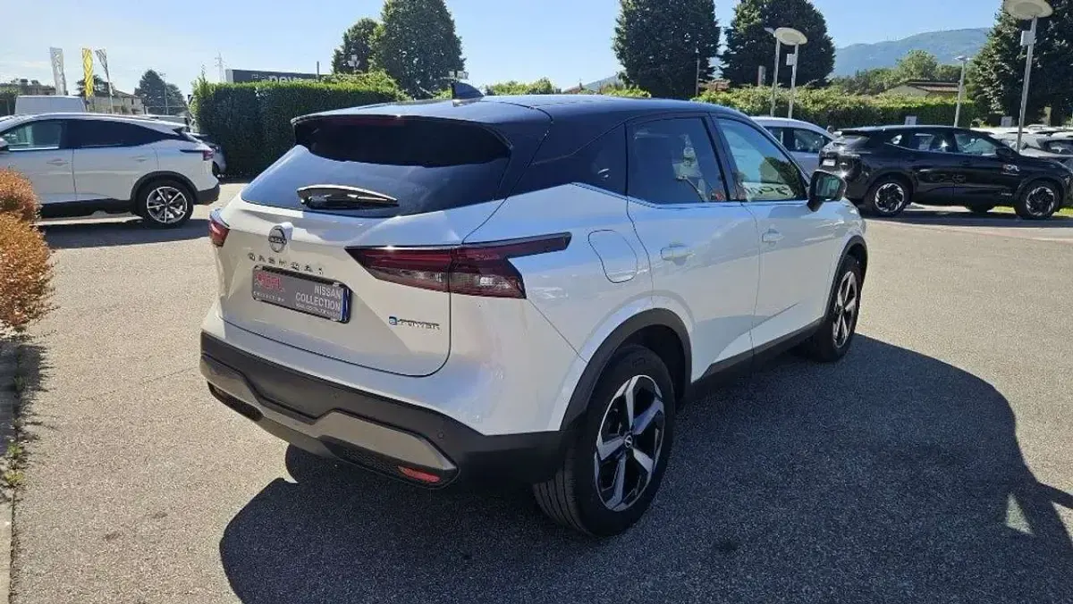 Usata Nissan Qashqai N-Connecta 158 CV (116 kW) 2023 Bianco SUV