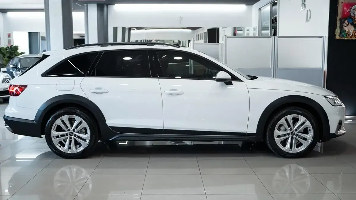 Usata Audi A4 Allroad 203 CV (149 kW) 2023 Bianco Station wagon