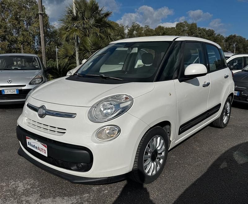 Usata Fiat 500L Lounge 85 CV (62 kW) 2014 Bianco Monovolume
