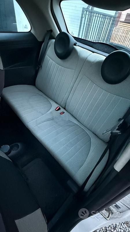 Usado Fiat 500 75 CV (55 kW) 2010 Blanco Utilitario